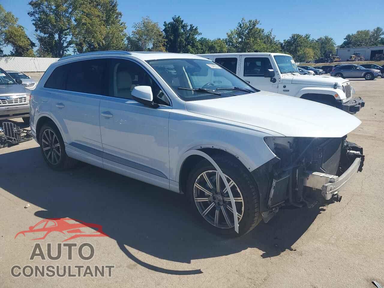AUDI Q7 2019 - WA1VAAF77KD015727