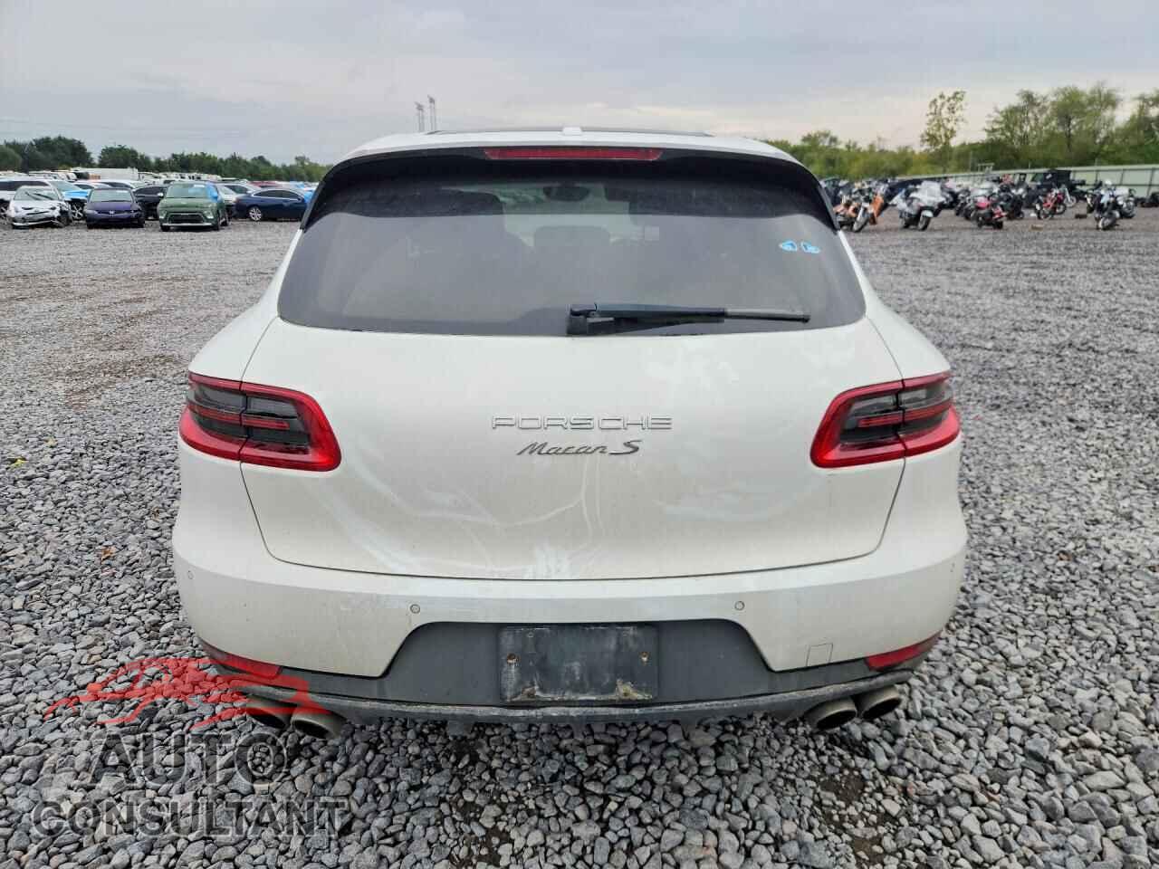 PORSCHE MACAN 2015 - WP1AB2A58FLB74277