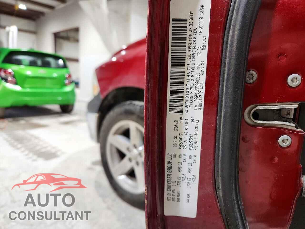 DODGE RAM 1500 2011 - 1D7RV1GP7BS602263