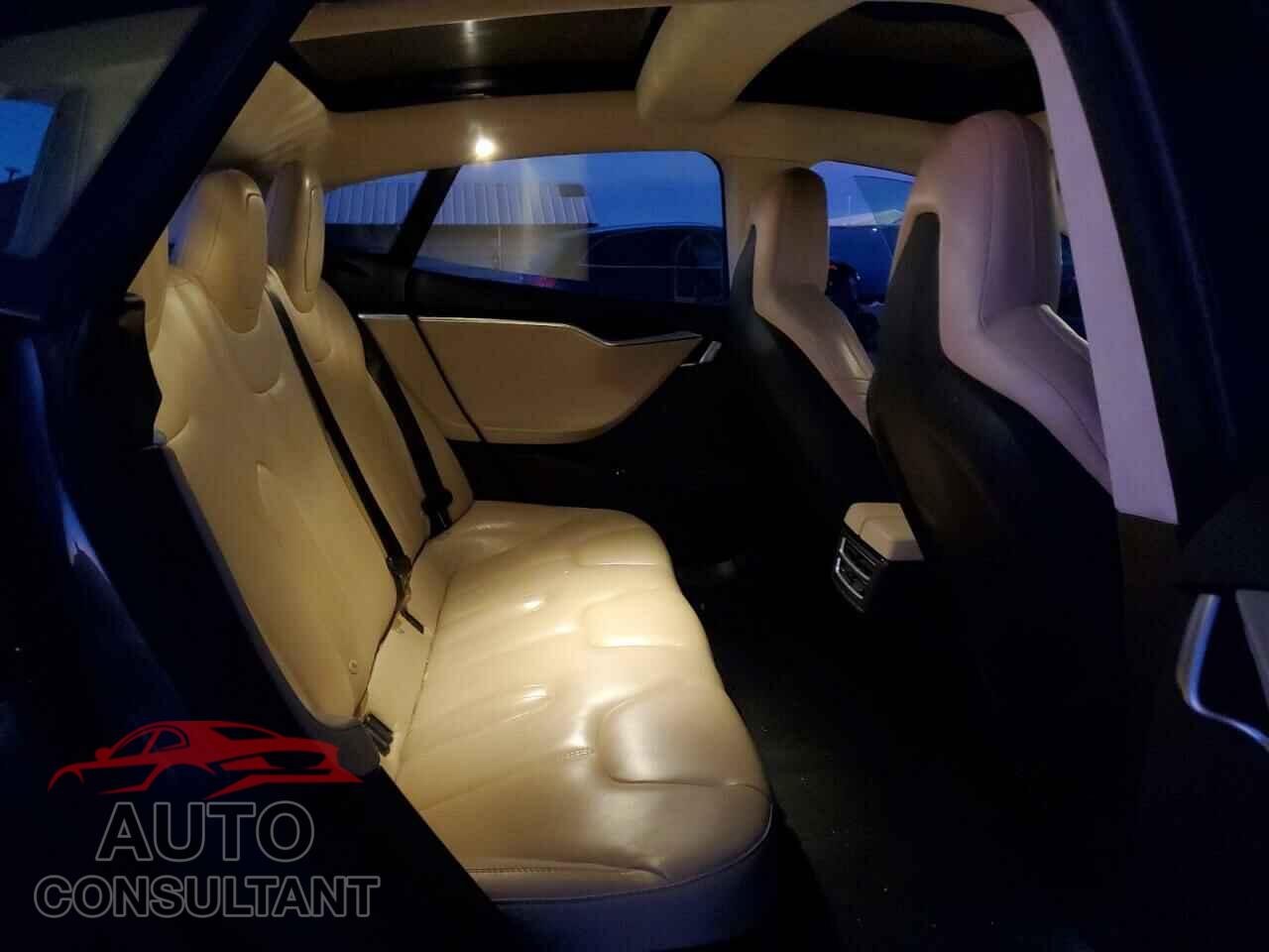 TESLA MODEL S 2015 - 5YJSA1E2XFF102096