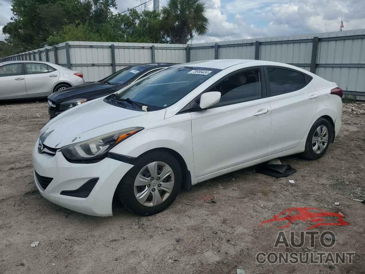 HYUNDAI ELANTRA 2016 - 5NPDH4AE9GH772358