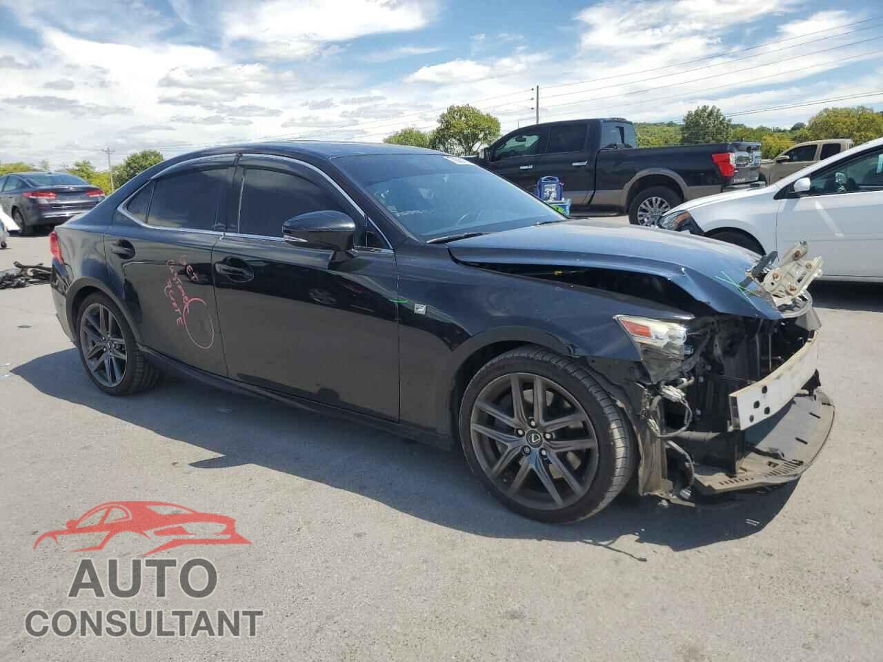 LEXUS IS 2014 - JTHBE1D20E5013755