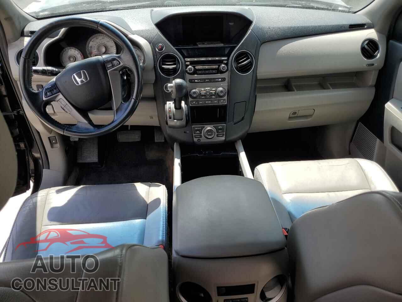 HONDA PILOT 2013 - 5FNYF4H71DB044008