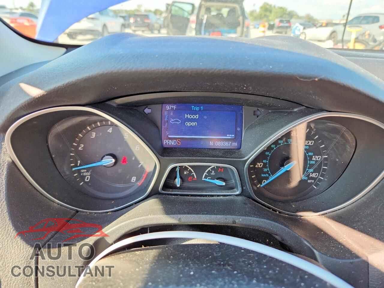 FORD FOCUS 2014 - 1FADP3F22EL165907