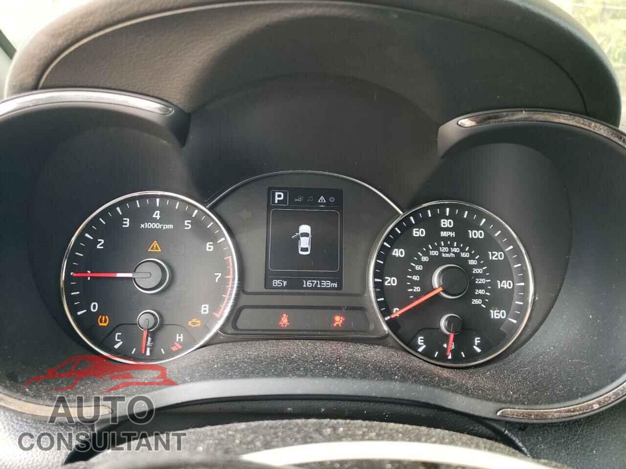 KIA FORTE 2017 - 3KPFL4A70HE011099