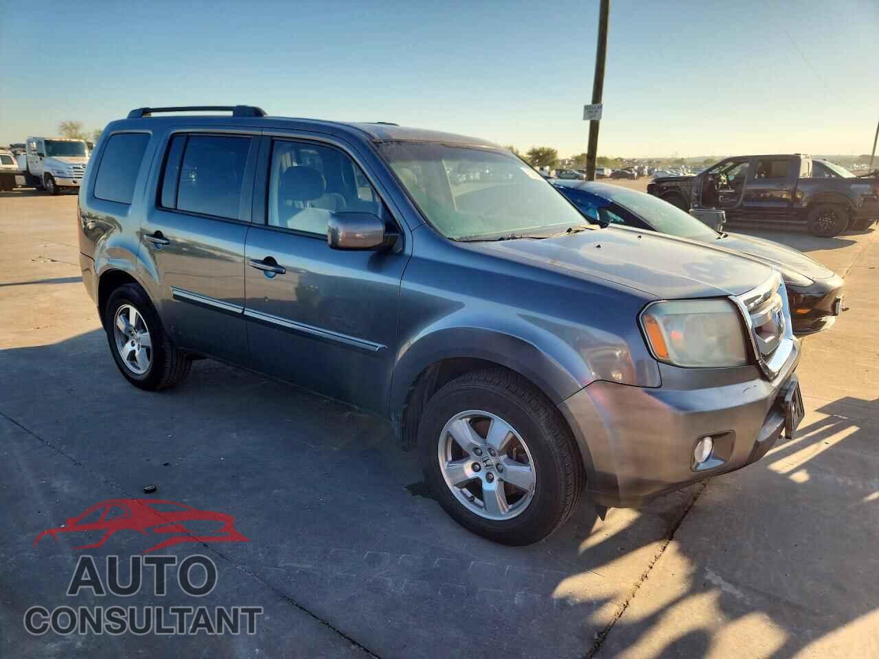 HONDA PILOT 2011 - 5FNYF3H42BB018174