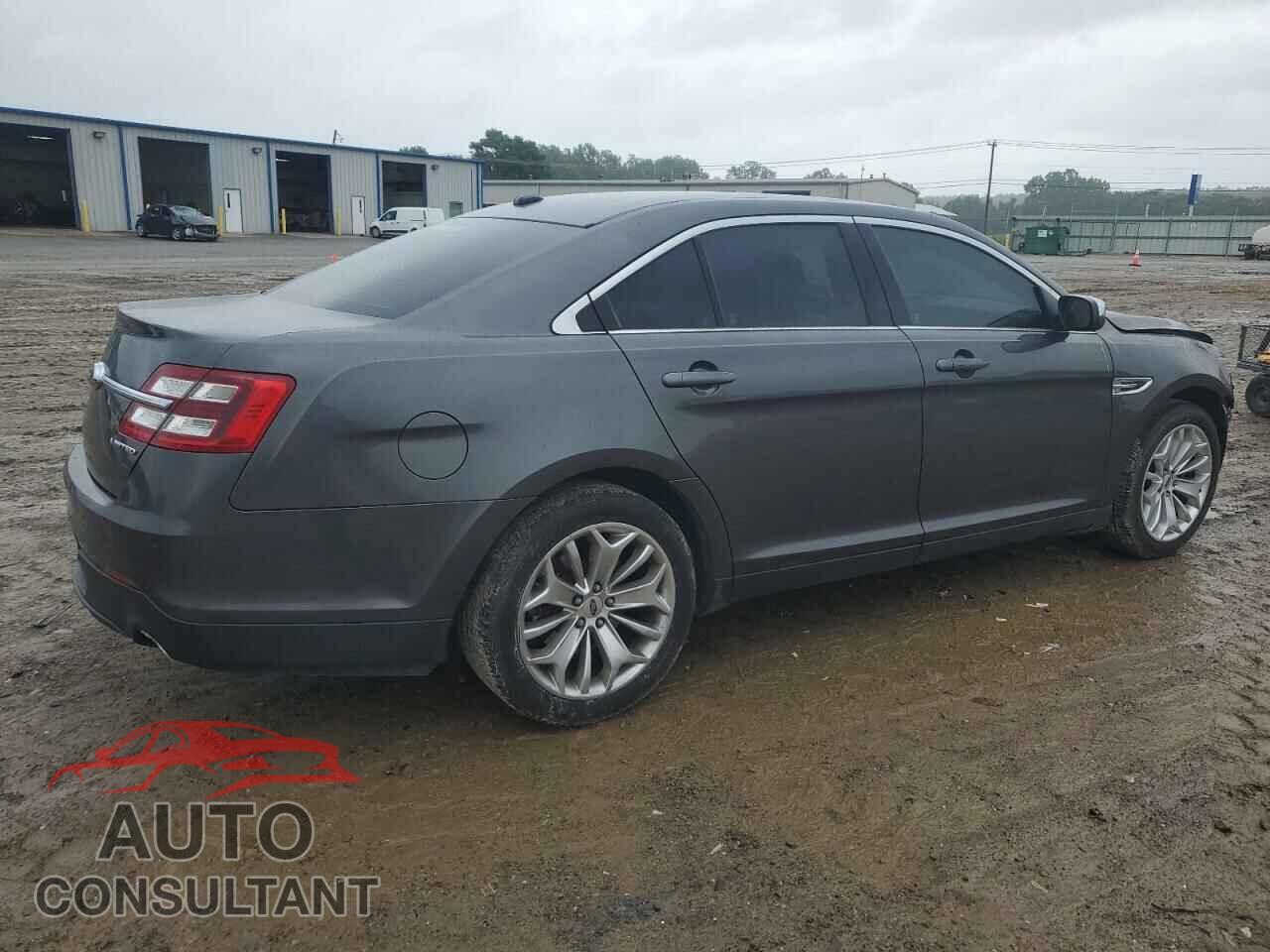 FORD TAURUS 2018 - 1FAHP2F80JG127501