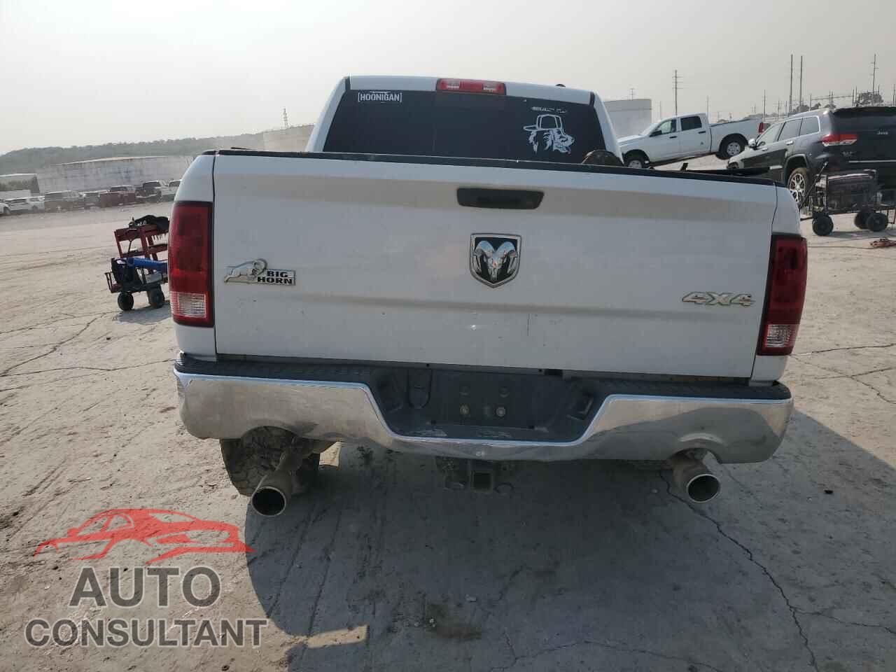 DODGE RAM 1500 2012 - 1C6RD7LT2CS145809