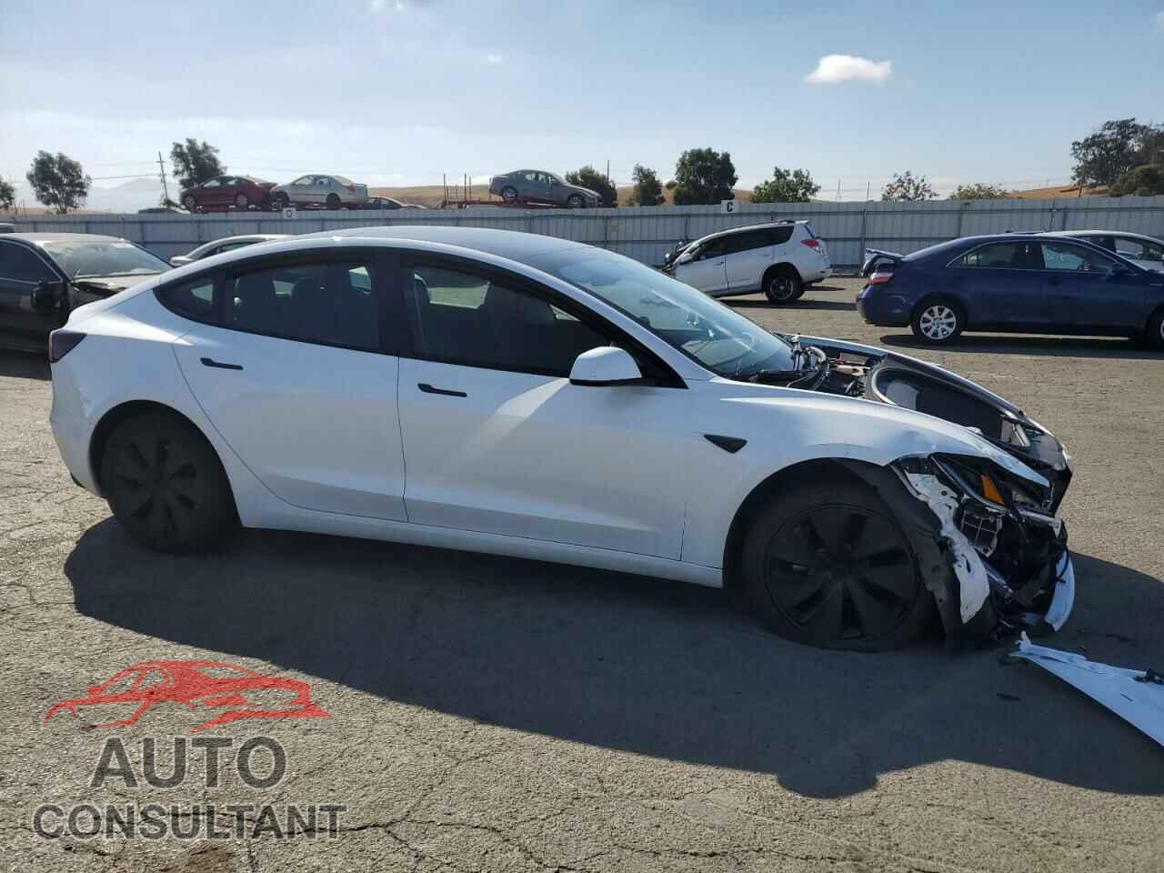 TESLA MODEL 3 2024 - 5YJ3E1EA6RF721685
