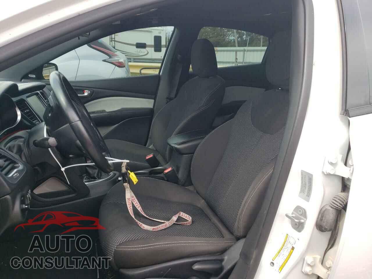 DODGE DART 2015 - 1C3CDFBB8FD404477