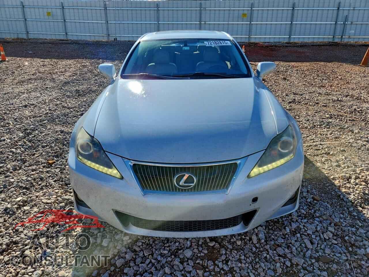 LEXUS IS 2011 - JTHBF5C27B5133215