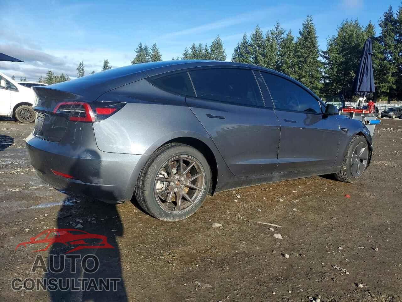 TESLA MODEL 3 2023 - 5YJ3E1EA1PF674983