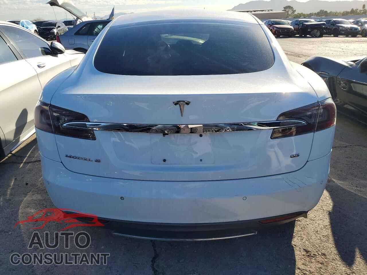 TESLA MODEL S 2014 - 5YJSA1H11EFP68183
