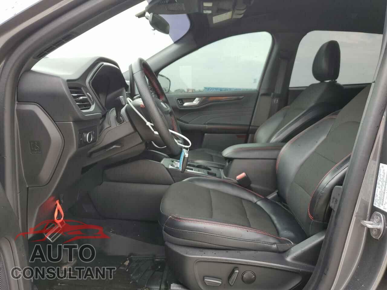 FORD ESCAPE ST 2023 - 1FMCU0MN2PUB35101