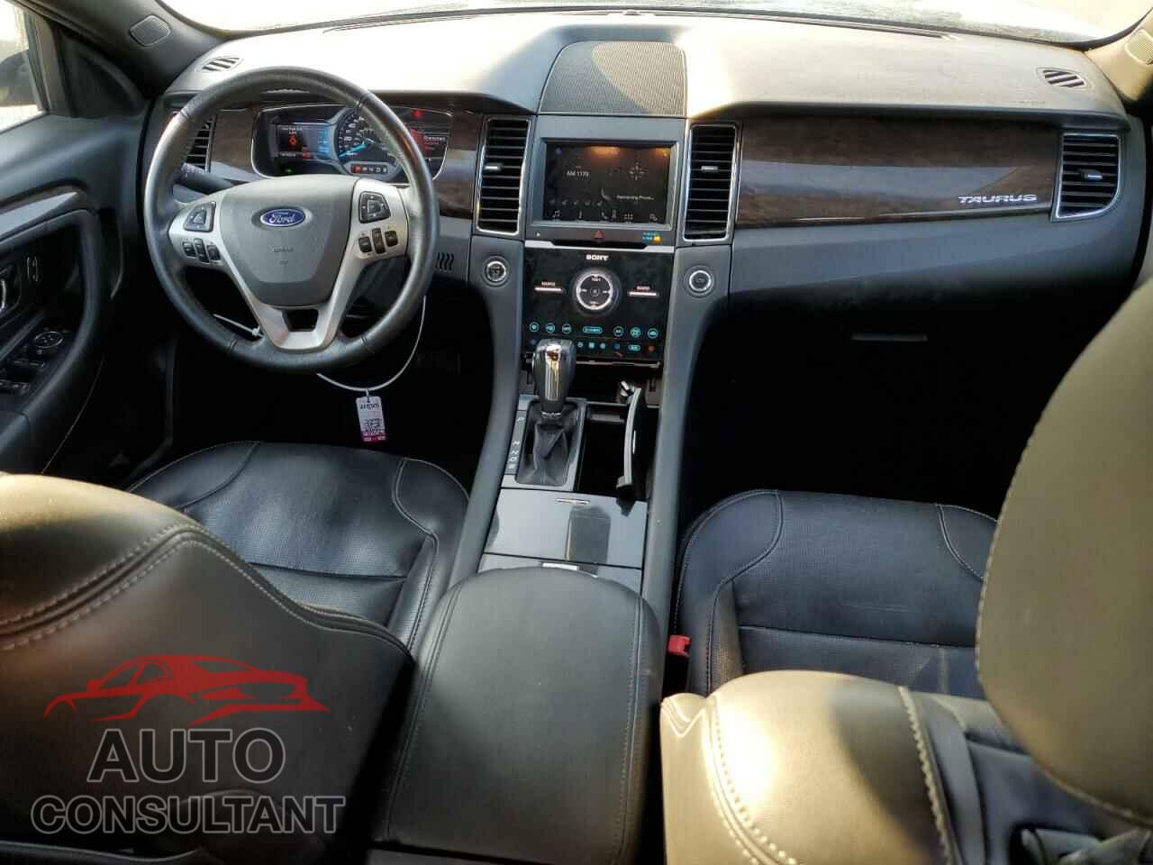 FORD TAURUS 2019 - 1FAHP2F85KG107486