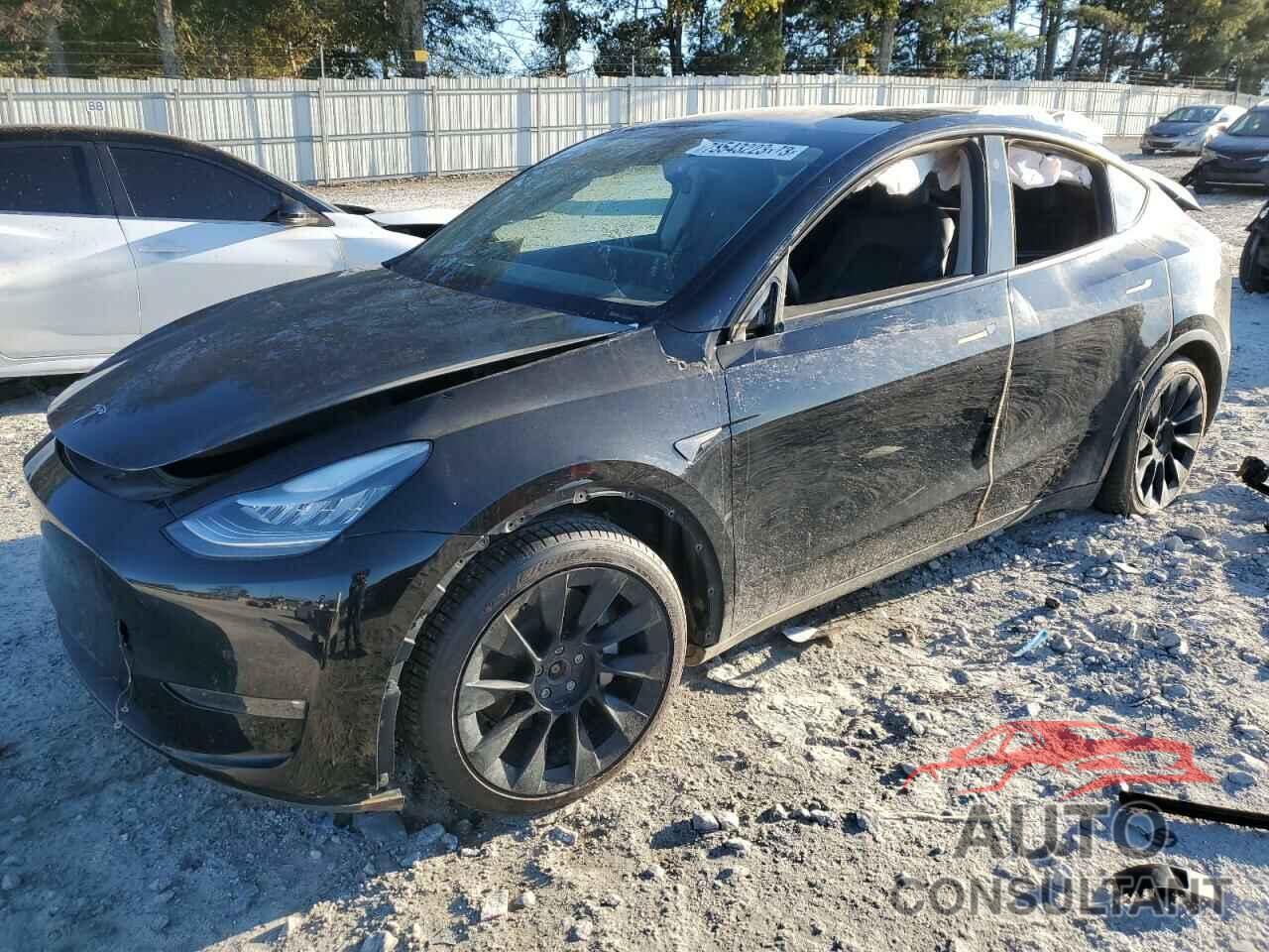 TESLA MODEL Y 2021 - 5YJYGAEE2MF112086