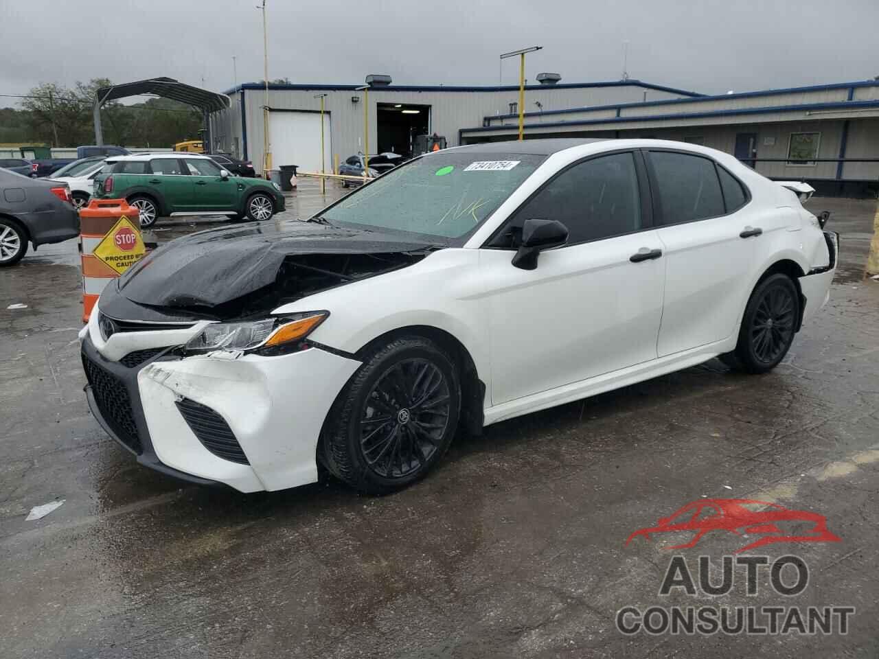 TOYOTA CAMRY 2020 - 4T1G11AK0LU357978