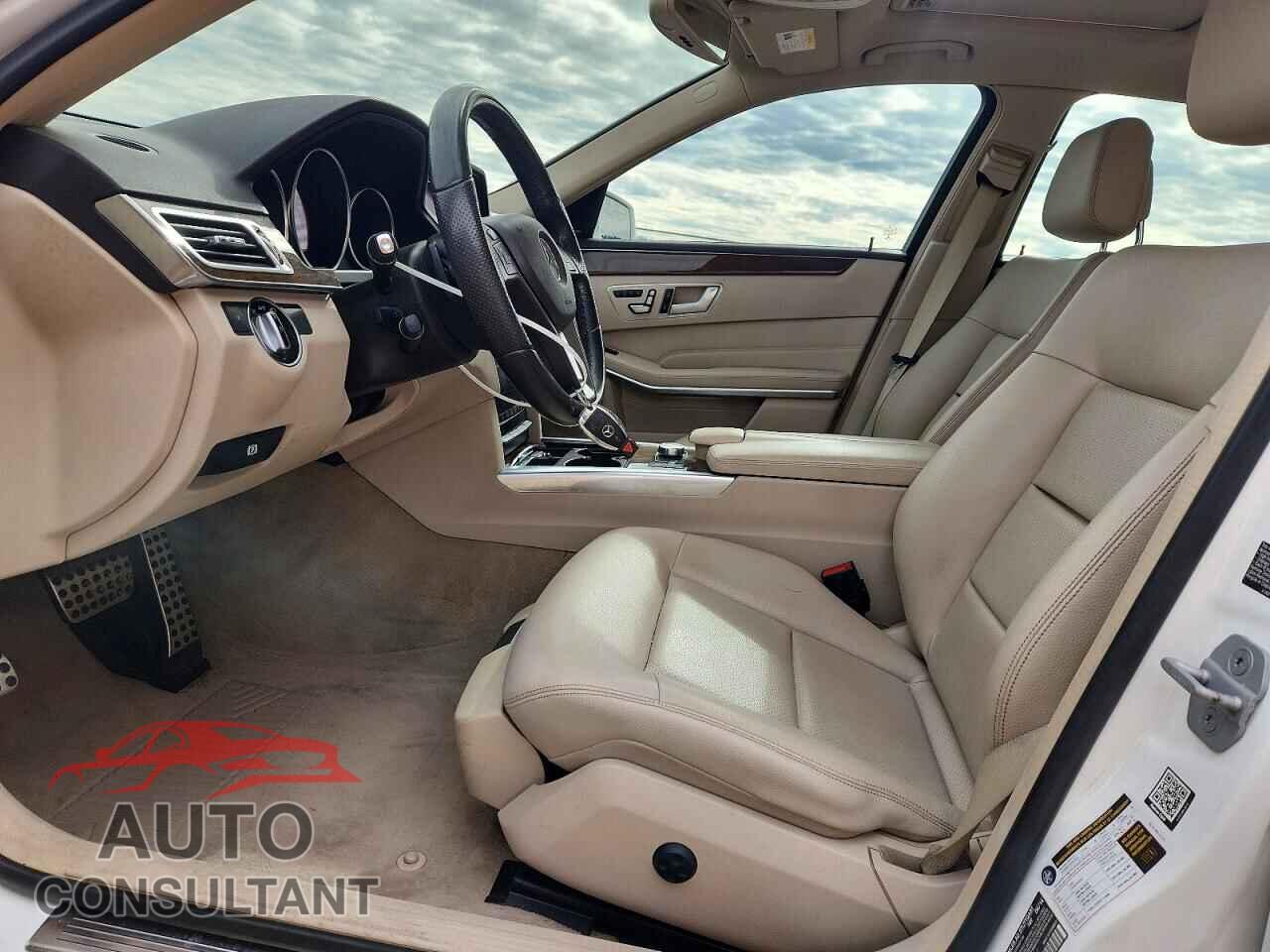 MERCEDES-BENZ E-CLASS 2014 - WDDHF5KB6EB012281