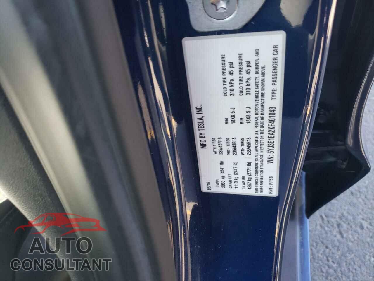 TESLA MODEL 3 2019 - 5YJ3E1EA2KF401043
