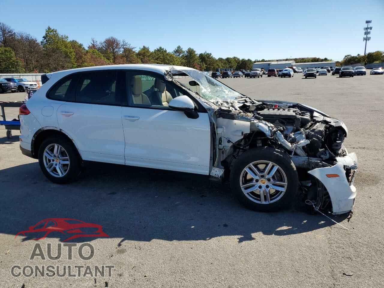 PORSCHE CAYENNE 2016 - WP1AA2A24GLA10468