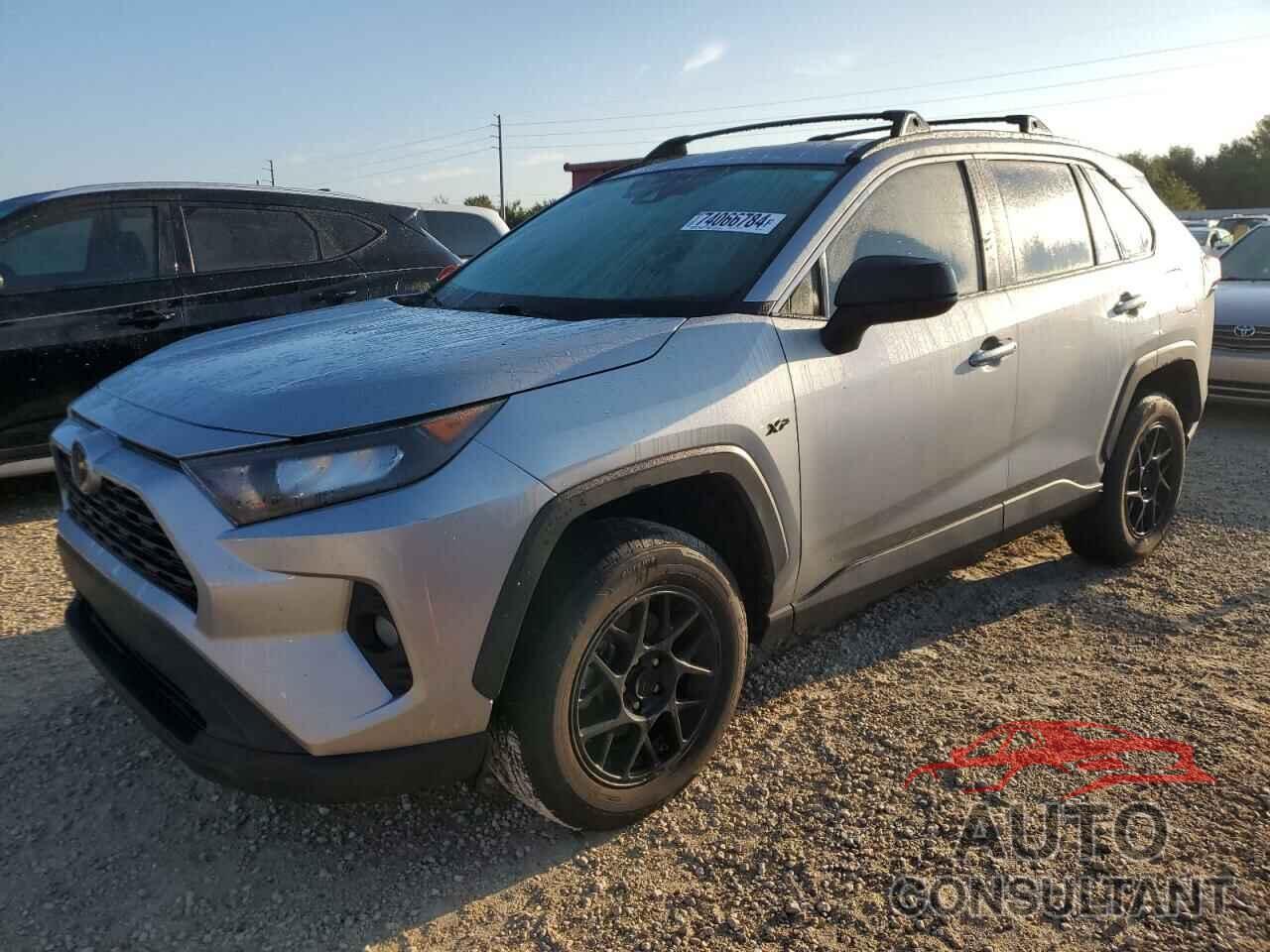 TOYOTA RAV4 2021 - 2T3H1RFV2MW128071