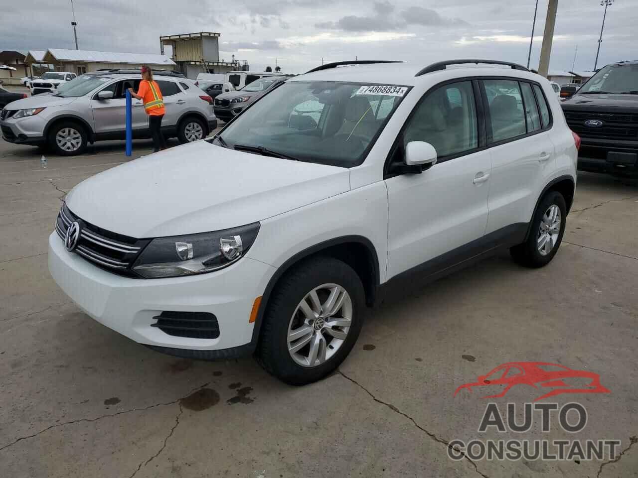 VOLKSWAGEN TIGUAN 2016 - WVGAV7AX9GW578238