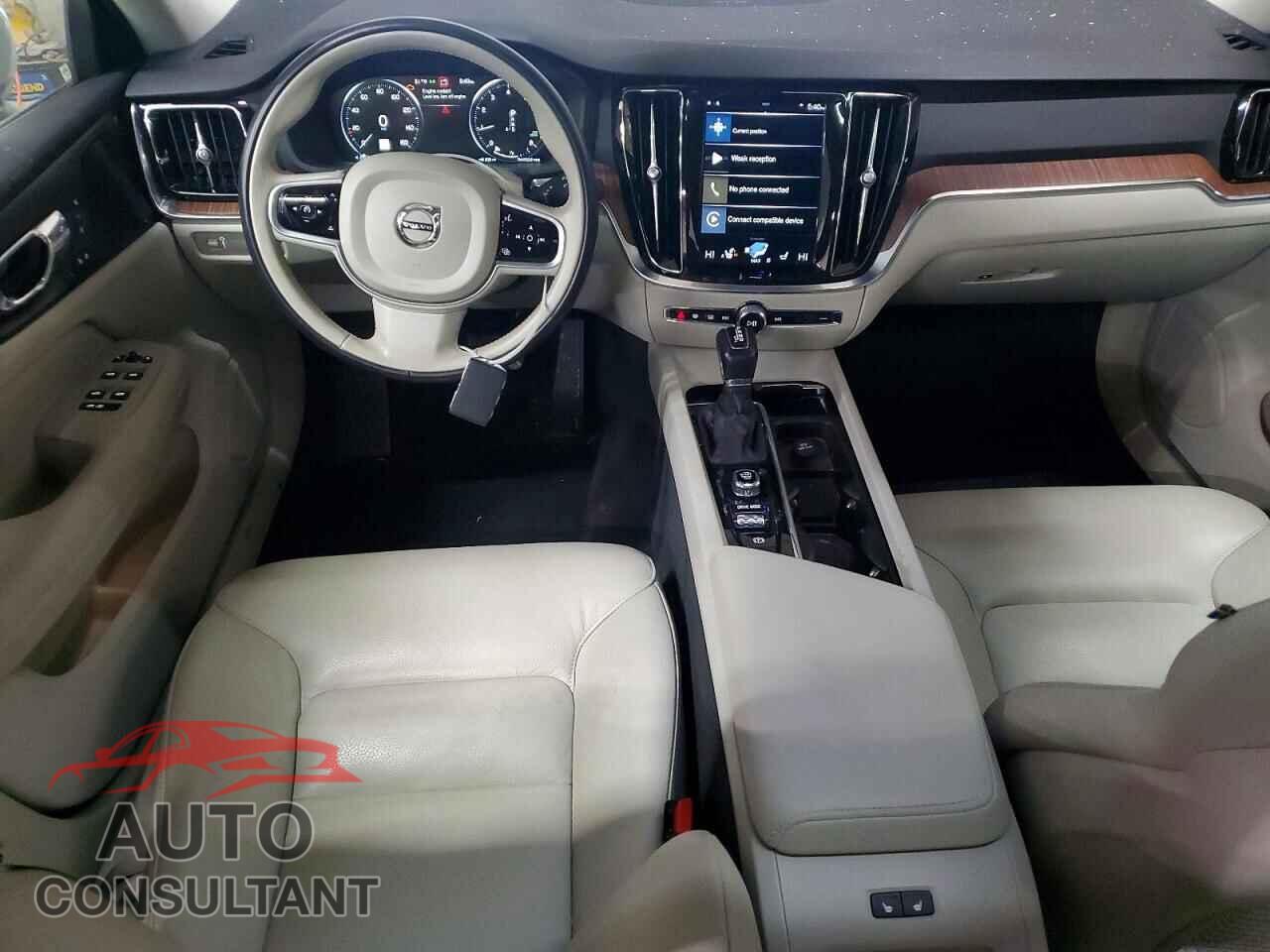 VOLVO S60 2019 - 7JRA22TK3KG012906