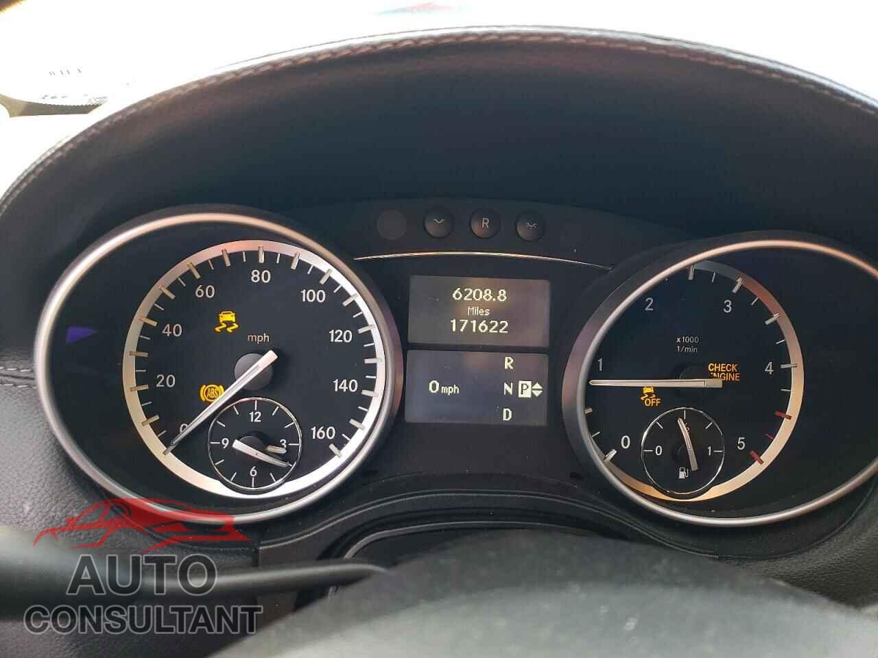 MERCEDES-BENZ GL-CLASS 2012 - 4JGBF2FE3CA777773