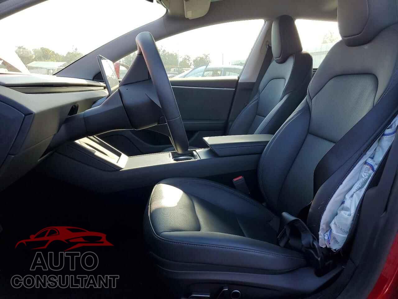 TESLA MODEL 3 2024 - 5YJ3E1EB5RF822158