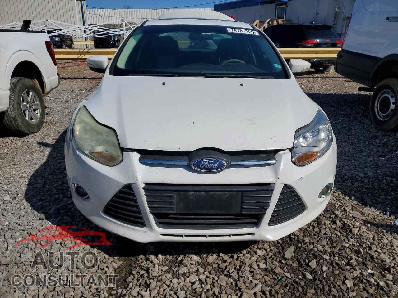 FORD FOCUS 2014 - 1FADP3F2XEL225559