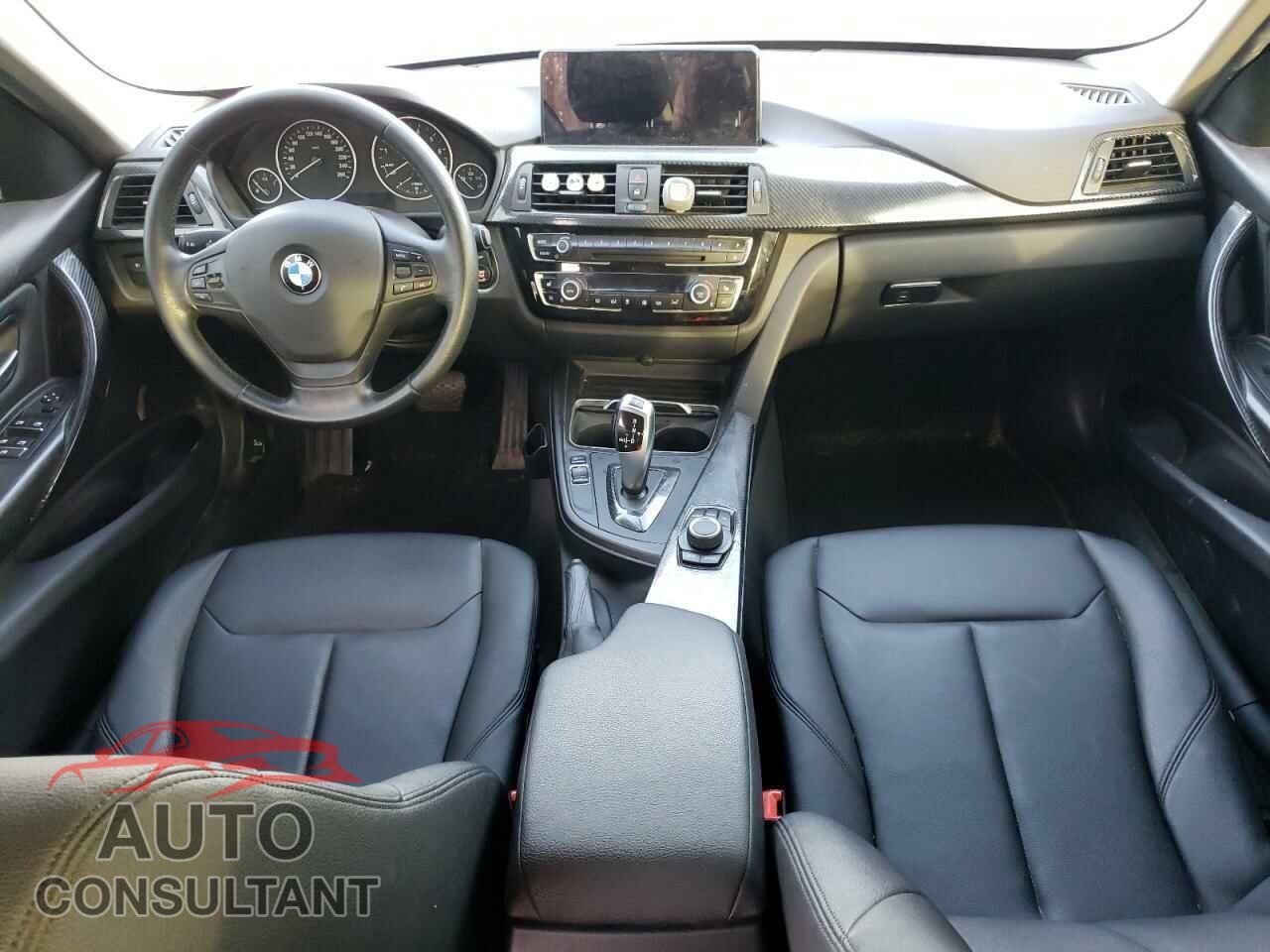 BMW 3 SERIES 2016 - WBA8E5G55GNT94155