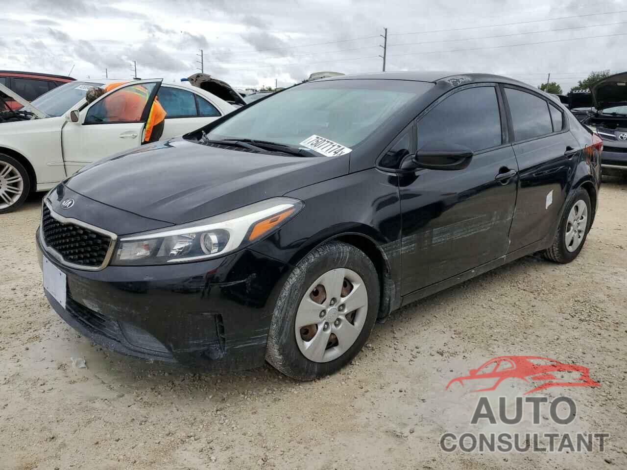KIA FORTE 2017 - 3KPFK4A77HE028551