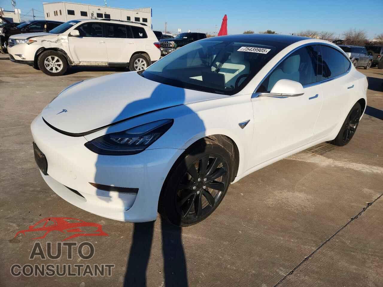 TESLA MODEL 3 2019 - 5YJ3E1EA3KF486779