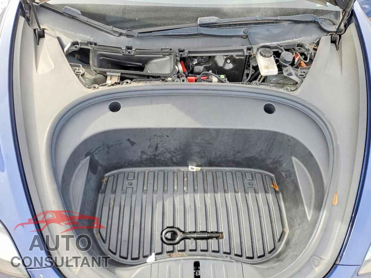 TESLA MODEL 3 2022 - 5YJ3E1EA8NF190564