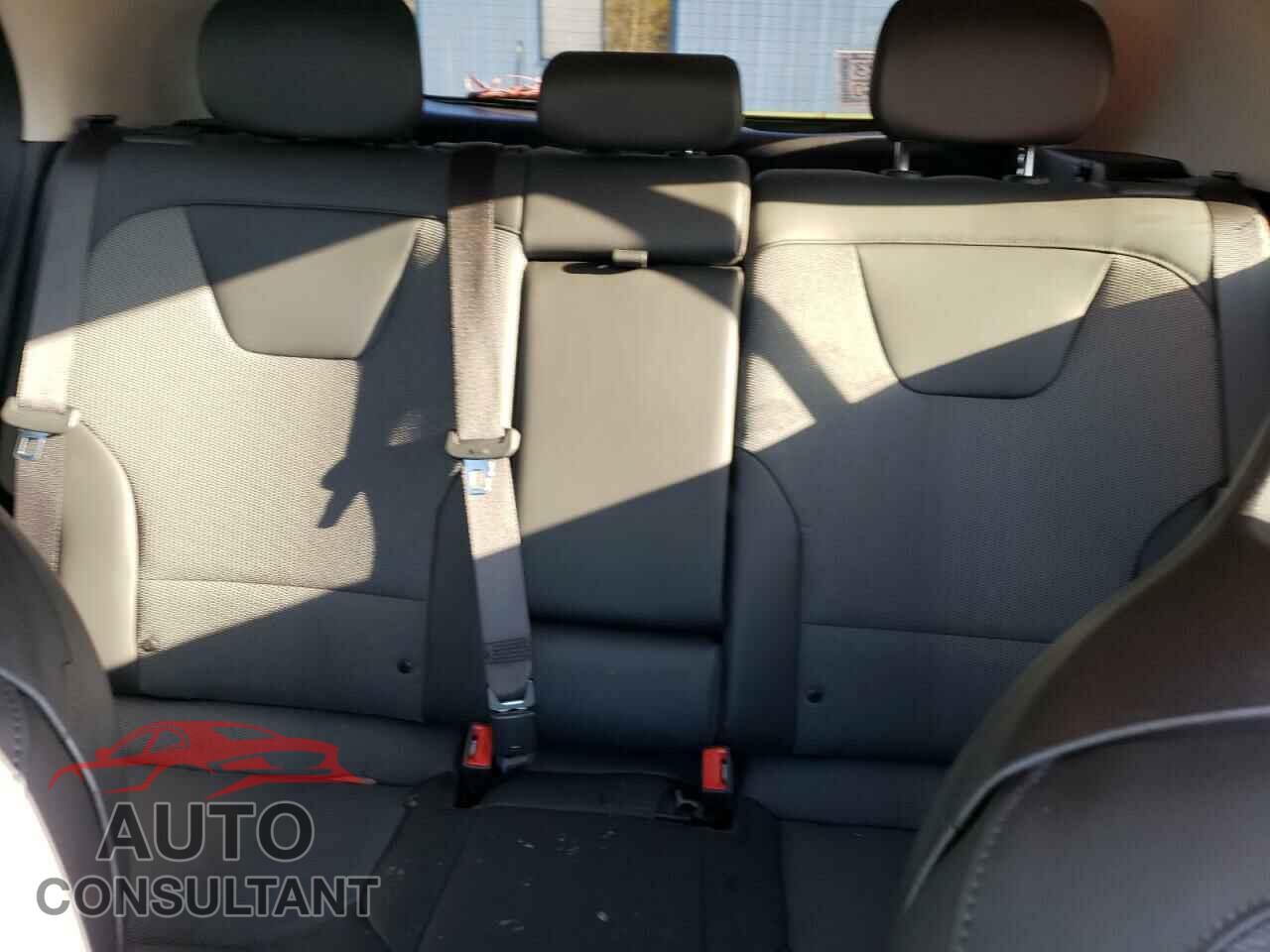 KIA NIRO 2023 - KNDCS3LF0P5111606