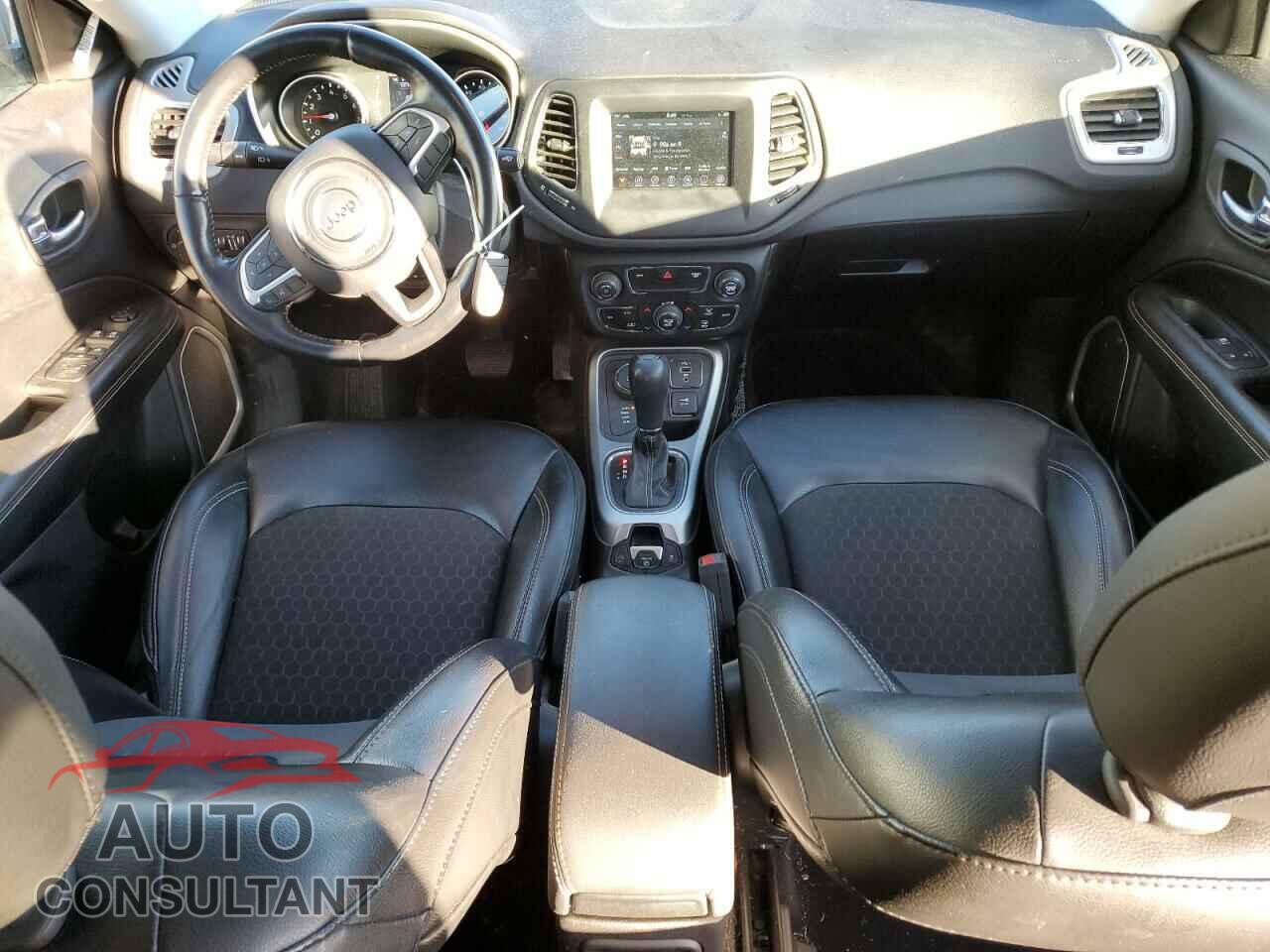 JEEP COMPASS 2020 - 3C4NJDBB2LT132371