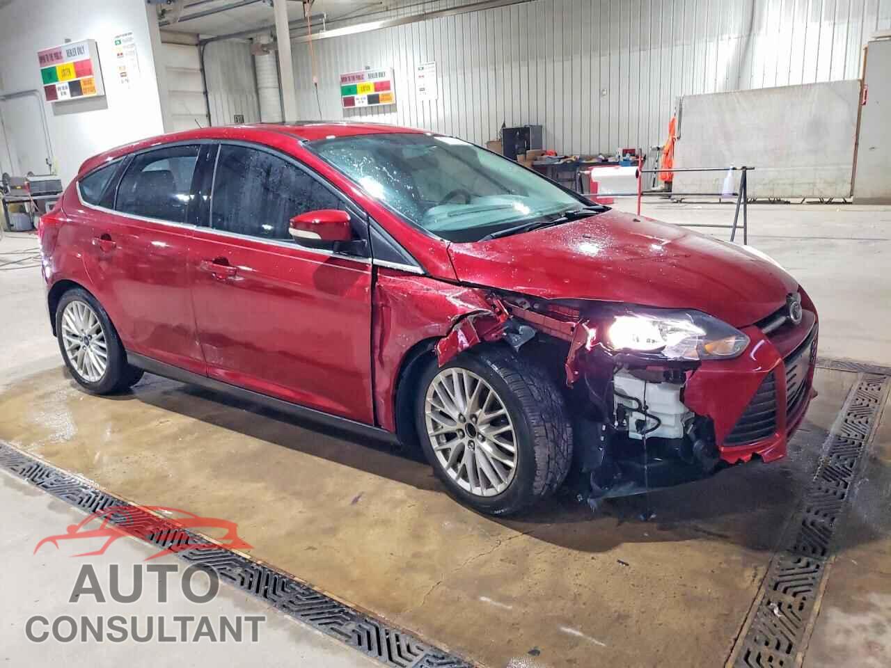 FORD FOCUS 2014 - 1FADP3N23EL275057