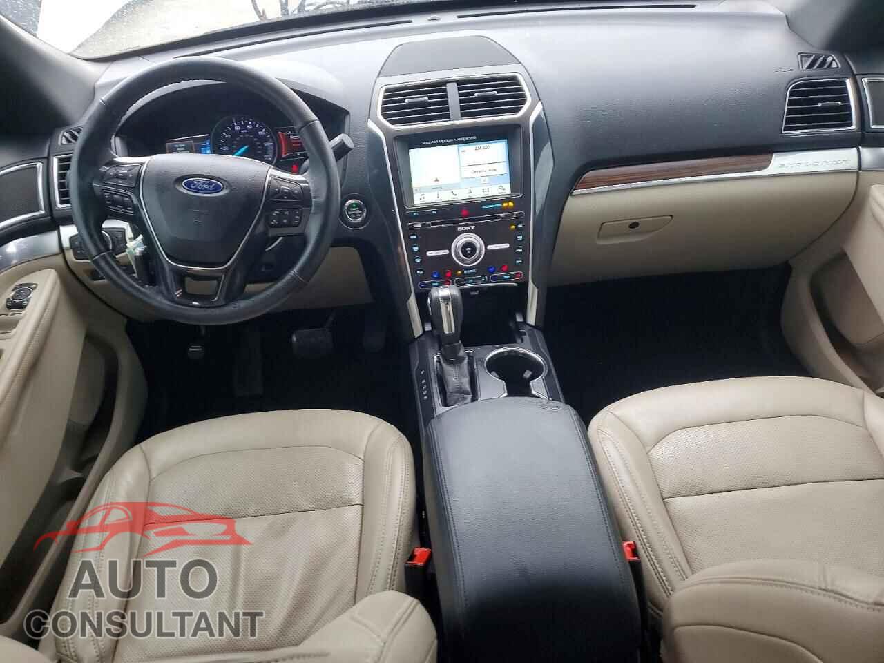 FORD EXPLORER 2018 - 1FM5K7F8XJGB84230