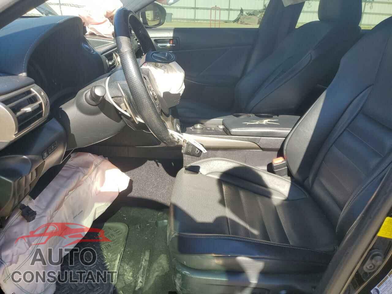 LEXUS IS 2015 - JTHBF1D23F5059935