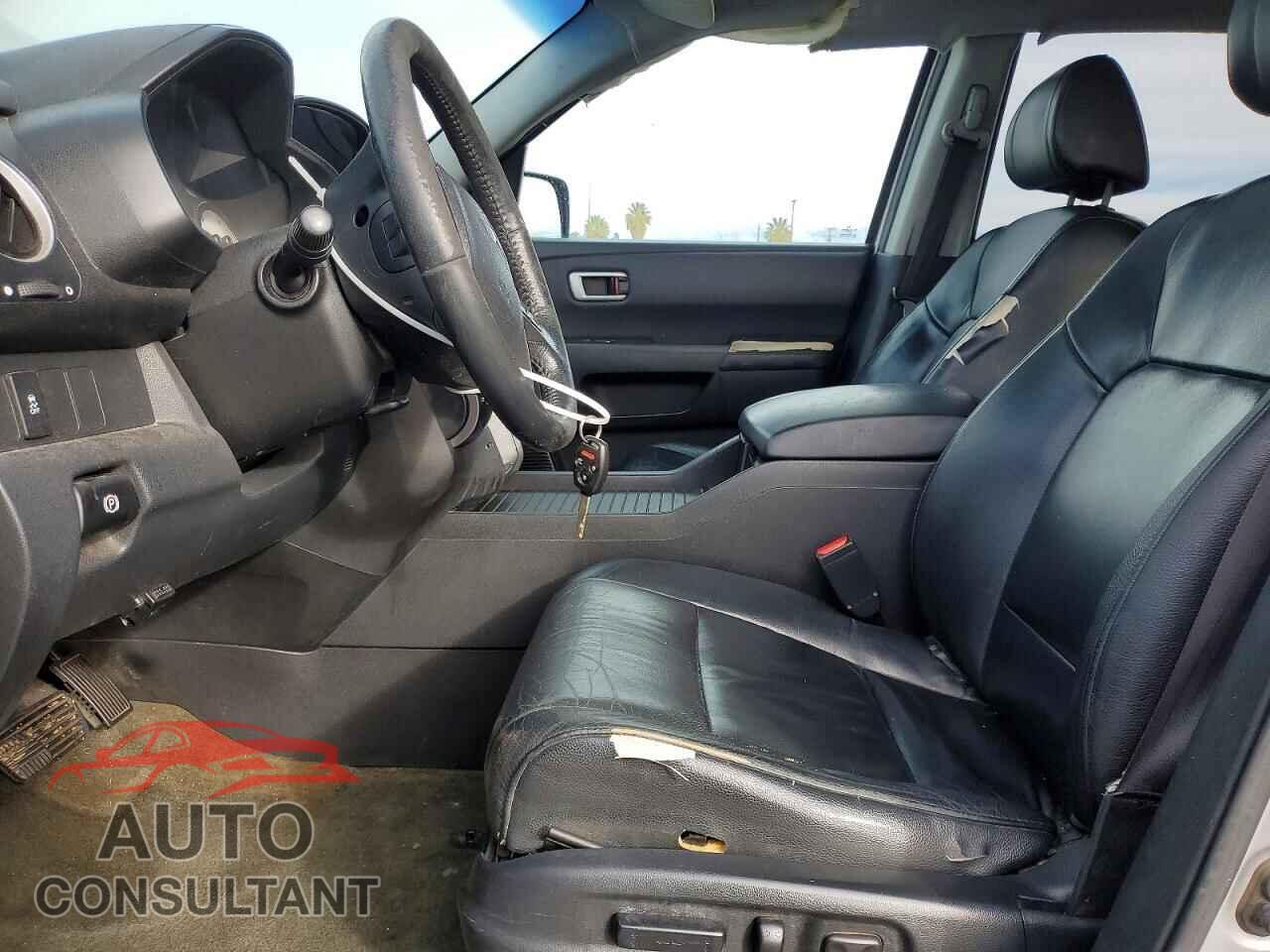 HONDA PILOT 2014 - 5FNYF3H56EB017624