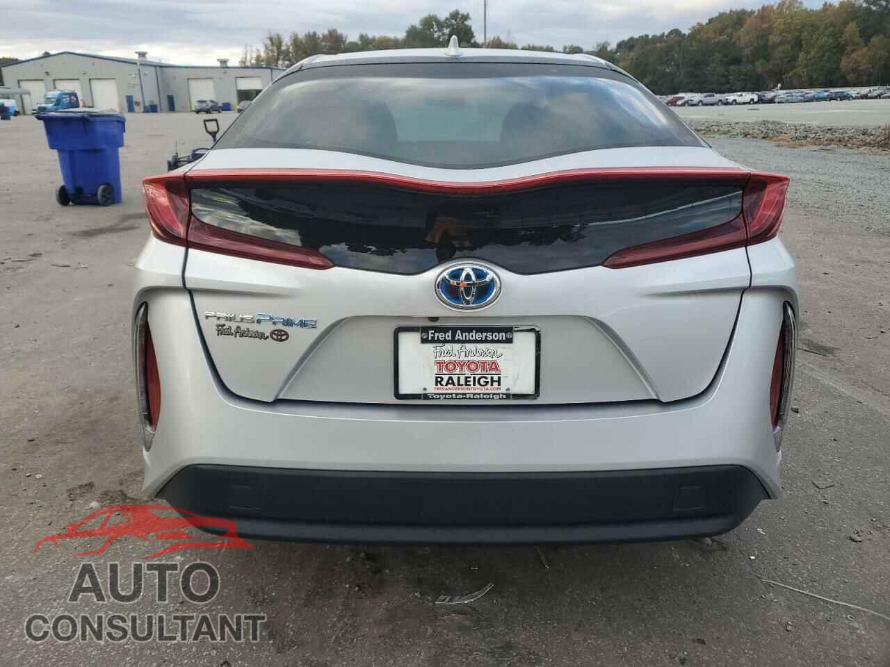 TOYOTA PRIUS 2017 - JTDKARFP5H3018888