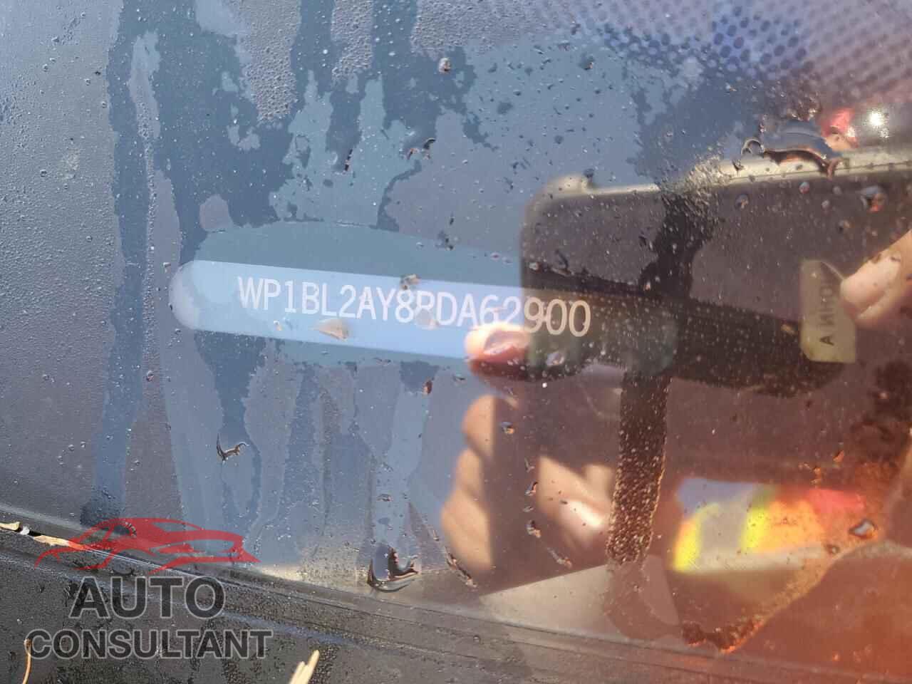 PORSCHE CAYENNE 2024 - WP1BL2AY8RDA62900