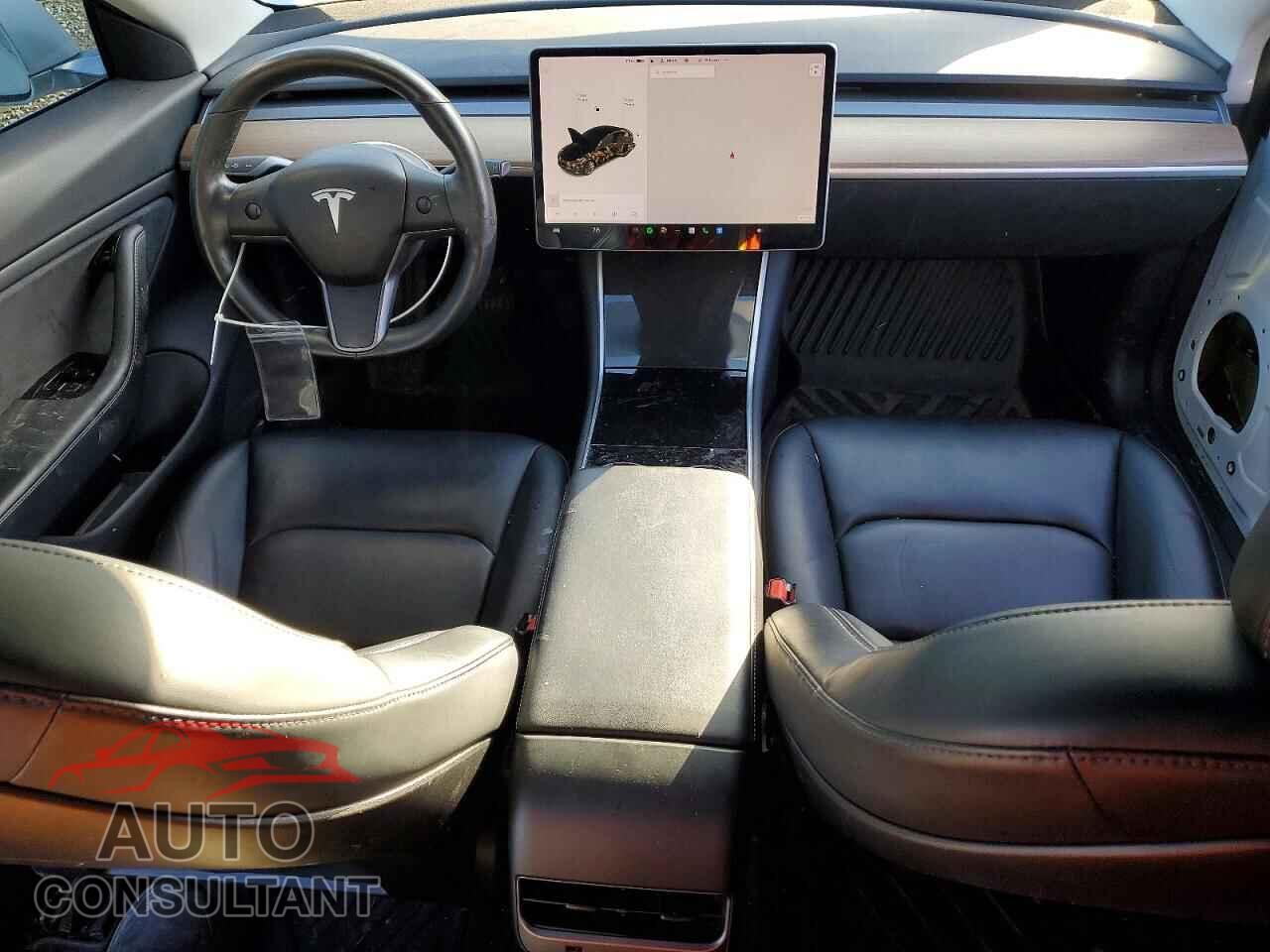TESLA MODEL 3 2018 - 5YJ3E1EA4JF164991