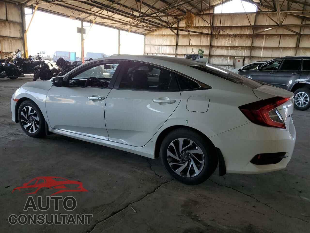 HONDA CIVIC 2017 - 2HGFC2F77HH512042