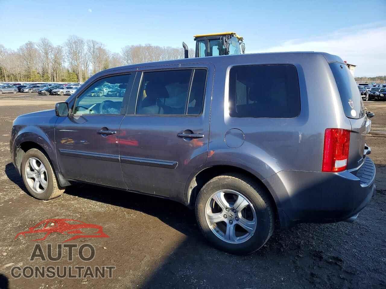 HONDA PILOT 2015 - 5FNYF4H46FB003673