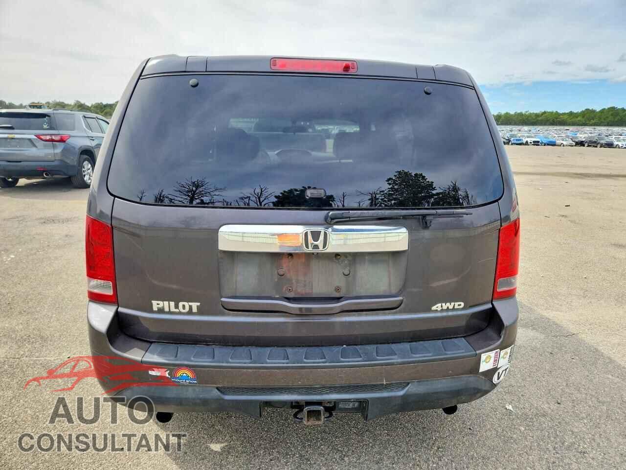 HONDA PILOT 2014 - 5FNYF4H26EB008367