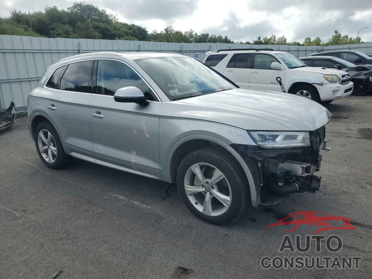AUDI Q5 2020 - WA1BNAFYXL2051344