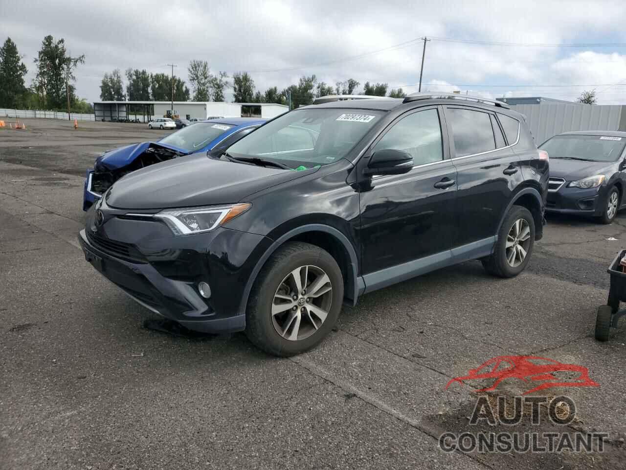 TOYOTA RAV4 2018 - 2T3RFREV7JW746442