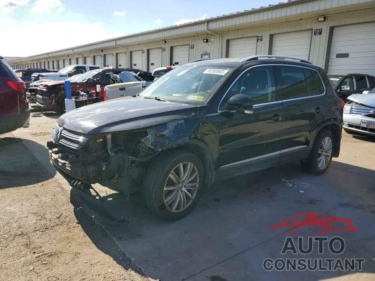 VOLKSWAGEN TIGUAN 2016 - WVGBV7AX7GW582387