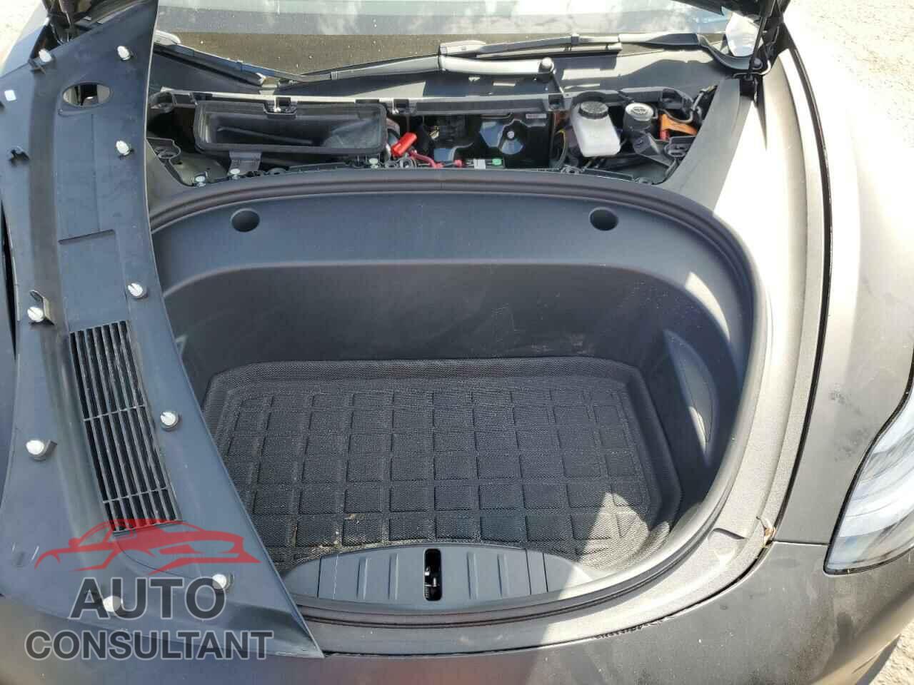 TESLA MODEL 3 2022 - 5YJ3E1EA0NF320370